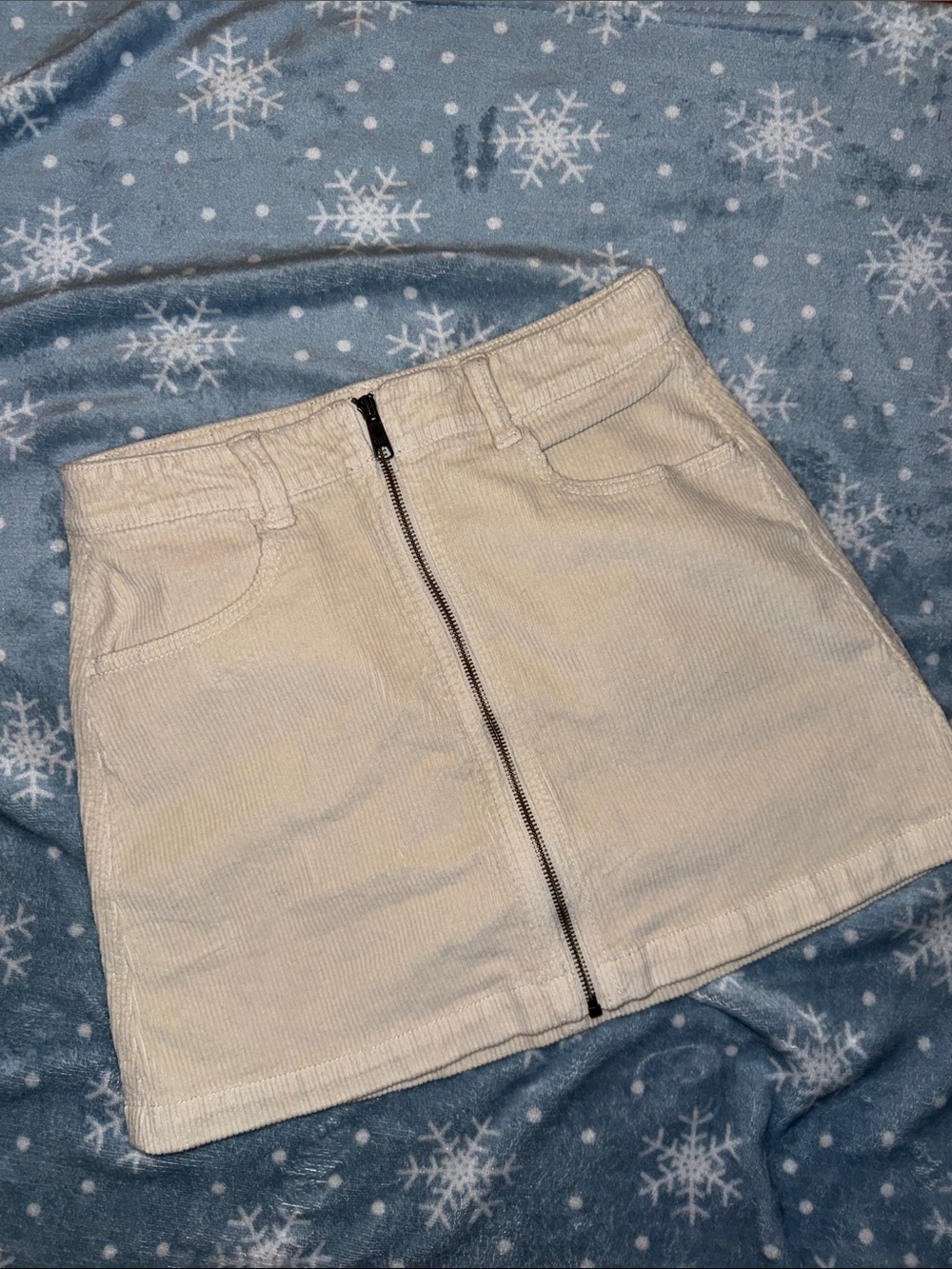 Y2K American Eagle Outfitters Cream Corduroy Zip-Front Skirt